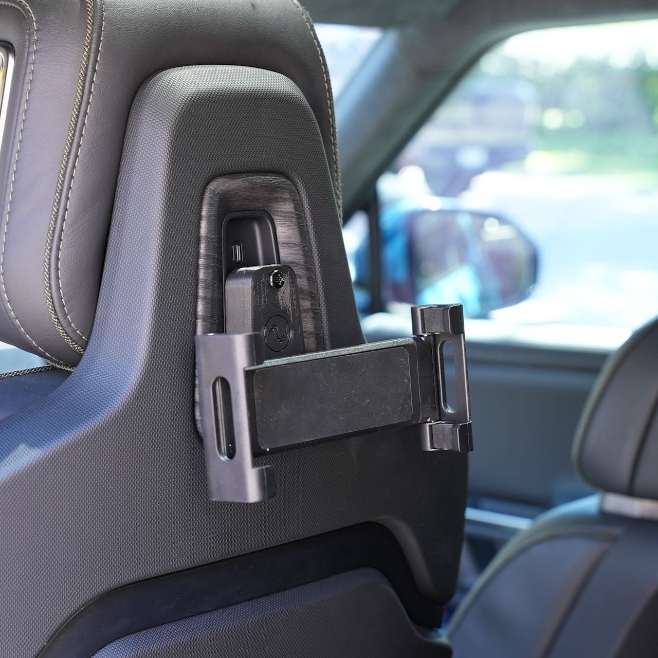 Support de tablette/téléphone pour siège arrière compatible Rivian R1T et R1S
