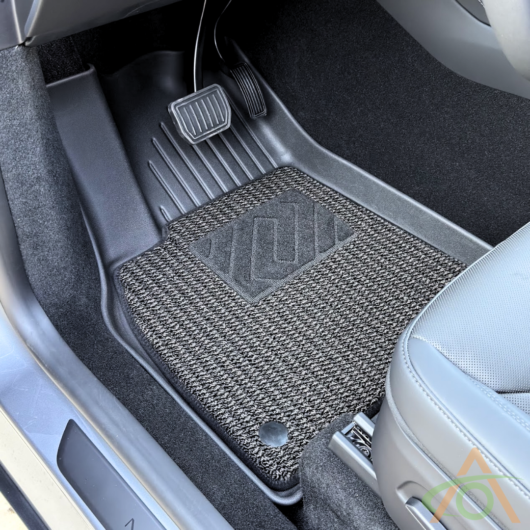 Driver's ultraluxe floormat for the New Tesla Model Y (Juniper)