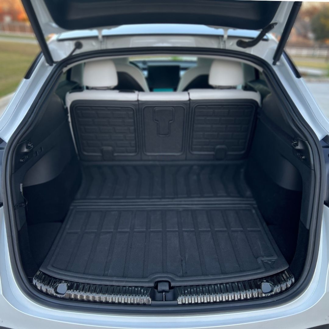 Model Y Trunk Protector (Carbon Fiber Effect)