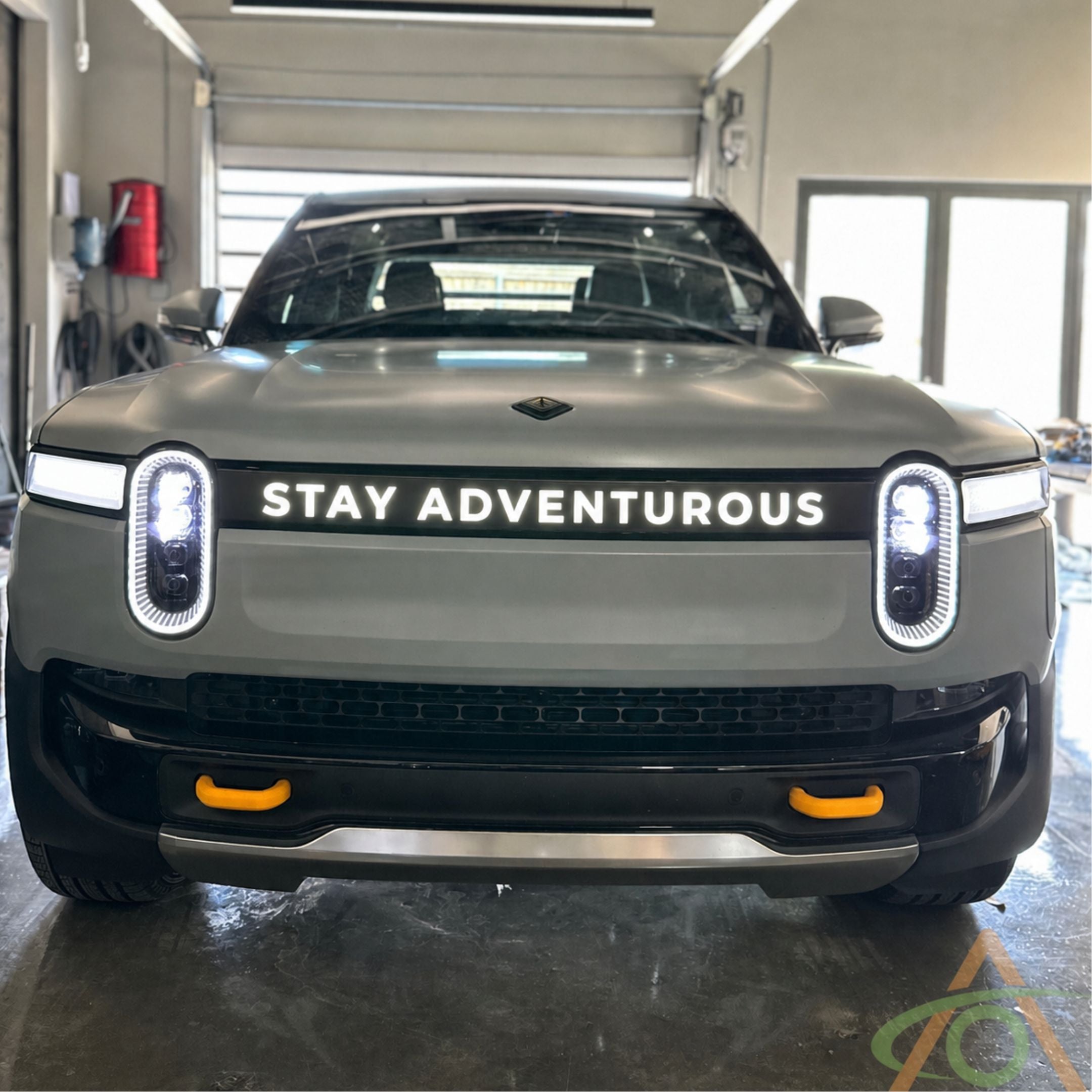 Custom Lightbar Vinyl Decal for Rivian R1T & R1S (Gen 1 only)