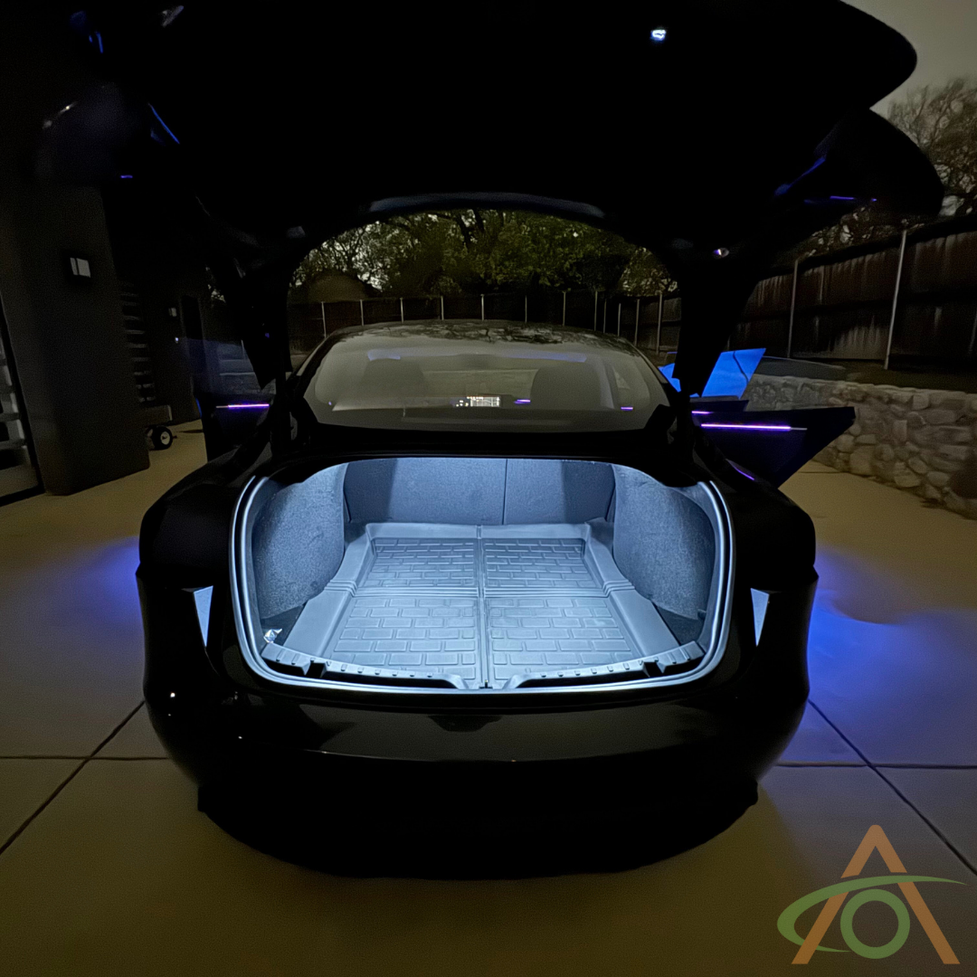 White Ultrabright Lights in the Refreshed Model 3 trunk