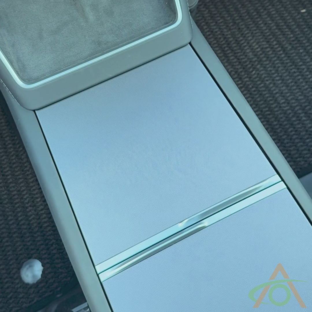 Retractable Charging Hub with 2x USB-C cables for the Refreshed Tesla Model 3 & Y (Highland & Juniper)