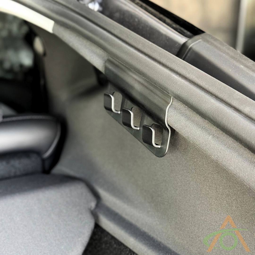 Truck hook for the new Model Y (Juniper)