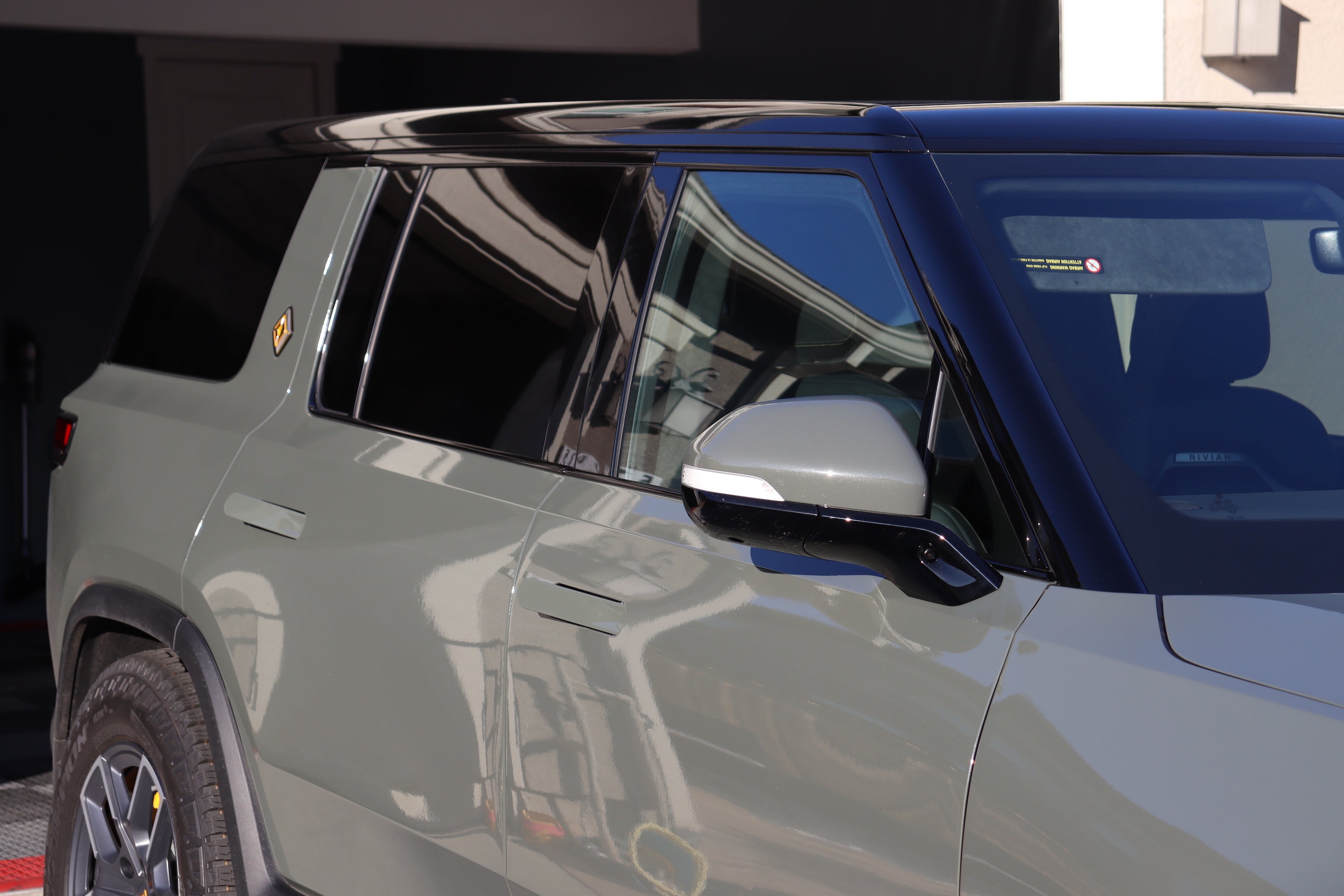 Chrome Delete for Rivian R1S