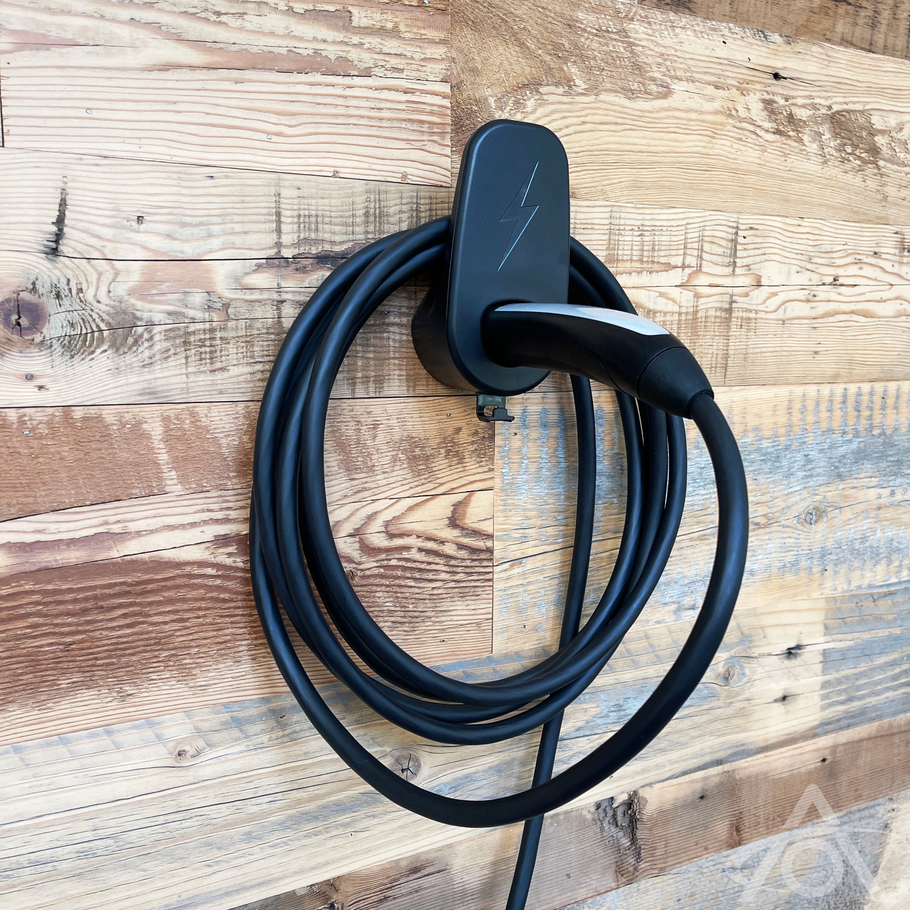 Cable organizer & plug holder (North America version)